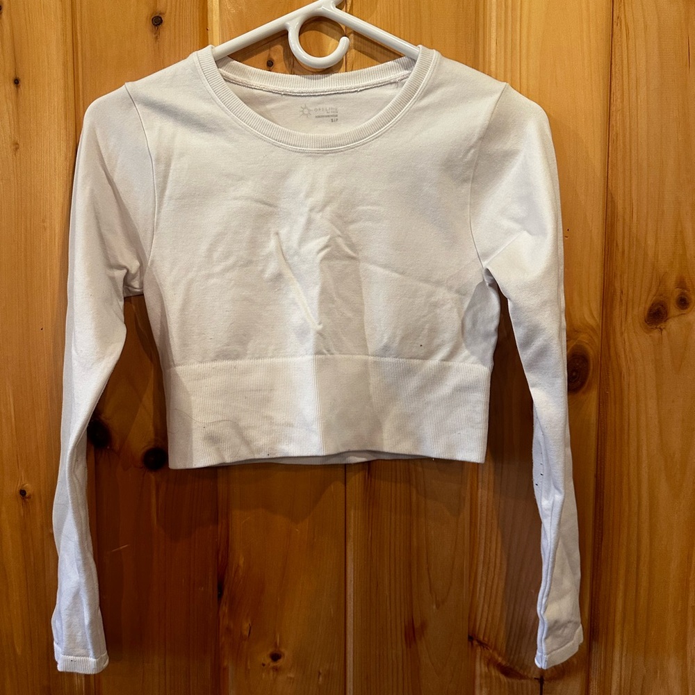 Small White Offline Aerie Fitted Athletic Top